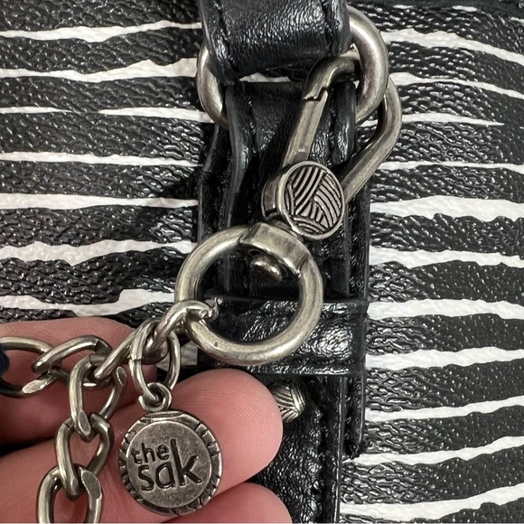 The Sak Shoulder Bag "Happy & Free" - Picture 9 of 10